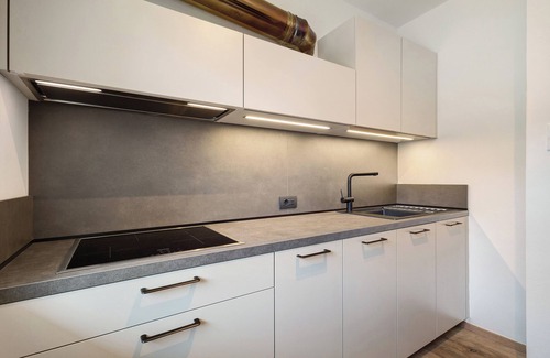 Villabassa Apartment | Apartment "Hofer Sandra" with Mountain View, Wi-Fi, Terrace and Garden