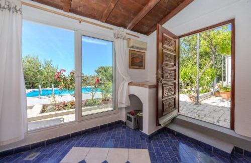 Klis Apartment | Apartment Hubi