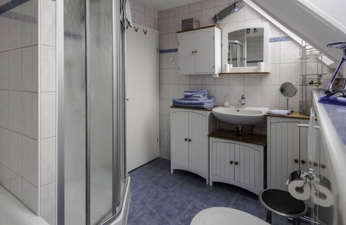 Tauberbischofsheim Boat Rental | Apartment in Tauberbischofsheim