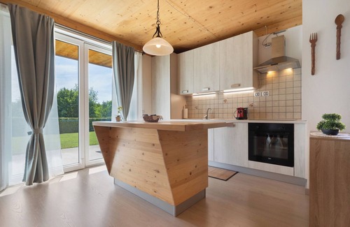 Trambileno Apartment | Apartment 'Il Biancospino' with Mountain View, Private Garden and Wi-Fi