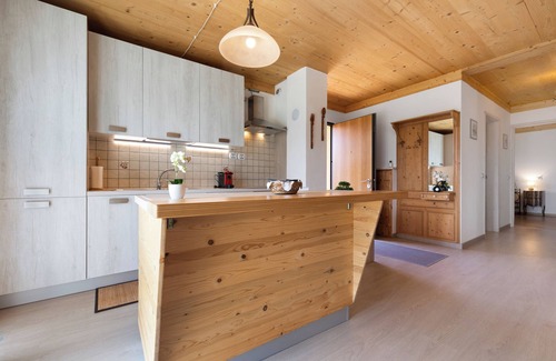 Trambileno Apartment | Apartment 'Il Biancospino' with Mountain View, Private Garden and Wi-Fi