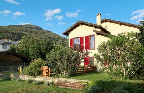 Maccagno Apartment | Apartment Il Ciliegio by Interhome