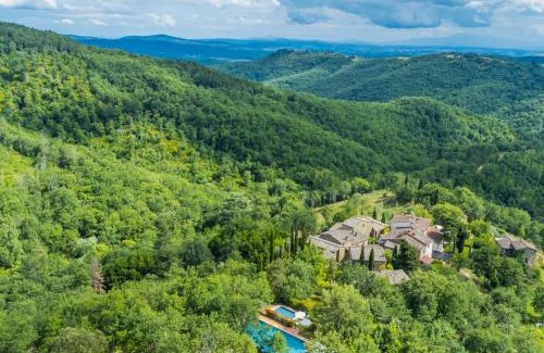 Gaiole in Chianti Apartment | Apartment Il Cinghiale by Interhome
