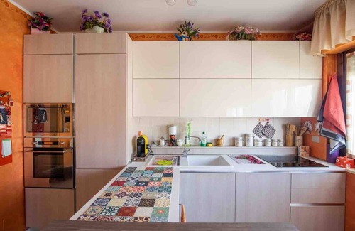 Fossacesia Apartment | Apartment 'Il Dolce Risveglio' with Mountain View, Wi-Fi and Air Conditioning