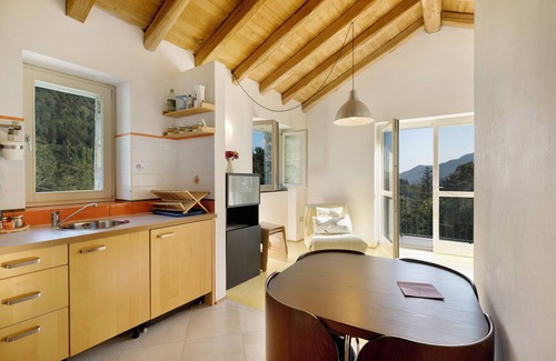 Stibiveri Apartment | Apartment 'Il Mulino - Appartamento Terra' with Mountain View, Shared Garden and Balcony