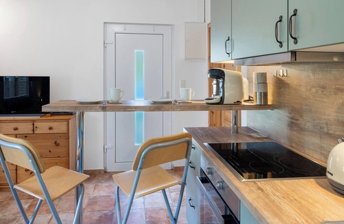 Schwienau Apartment | Apartment 'Immenhof' with Private Terrace, Private Garden and Wi-Fi