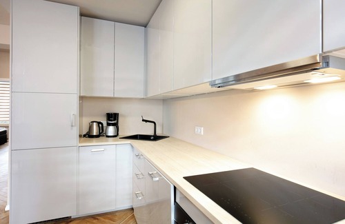 Panketal Apartment | Apartment In A Hotel "Hotel Zur Panke Wohnung 5" with Shared Terrace and Wi-Fi