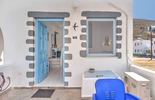 Grikos House | Apartment In A Hotel 'Pico Bello Patmos 14' with Mountain View, Wi-Fi and Air Conditioning