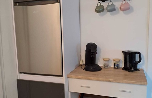 Velbert Apartment | Apartment In A Hotel 'Velbert Am Berg' with Wi-Fi