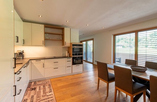 Oberhausen Apartment | Apartment in Tyrol near Ski Slopes