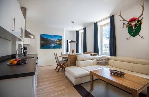 Bad Gastein Apartment | Apartment in Bad Gastein near Ski Lifts