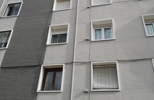 Barbastro Condo | Apartment in Barbastro, views of the Pyrenees