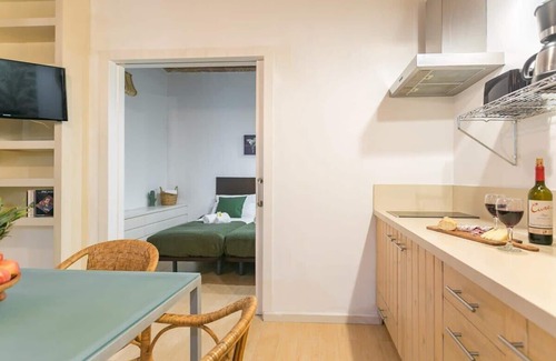 Barceloneta Apartment | Apartment In Barceloneta, close to the beach