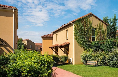Bergerac Apartment | Apartment in Bergerac near Château de Bridoire