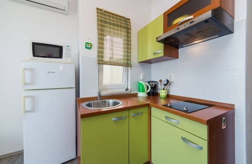 Brist Apartment | Apartment in Brist with Balcony, Air condition, WIFI (610-4)