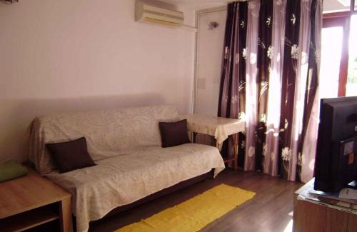 Buzdohanj Apartment | Apartment in Cavle 38810
