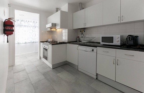 Sao Sebastiao da Pedreira Apartment | Apartment in Center of Lisbon