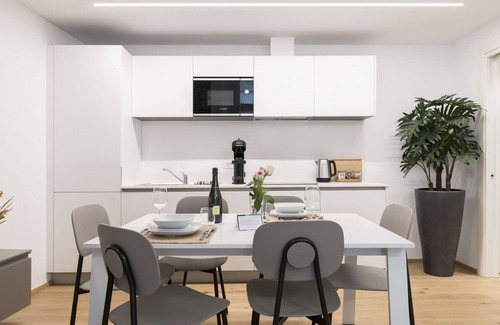 Como City Centre Apartment | Apartment in Como with 2 bedrooms sleeps 4