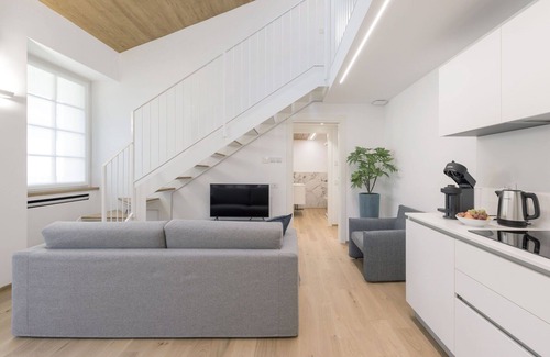 Como City Centre Apartment | Apartment in Como with 2 bedrooms sleeps 4