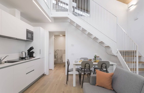 Como City Centre Apartment | Apartment in Como with 2 bedrooms sleeps 4