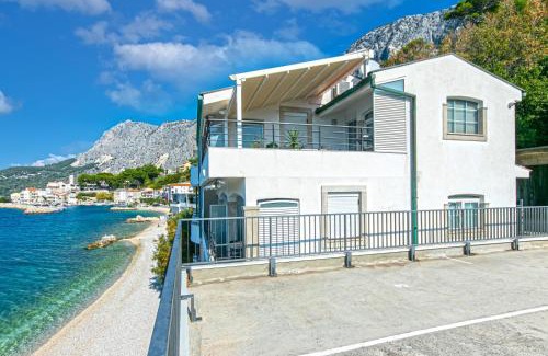 Drasnice Apartment | Apartment in Drasnice with sea view, terrace, air conditioning, WiFi 4992-5