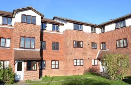 Epsom Apartment | Apartment in Epsom With Free Parking