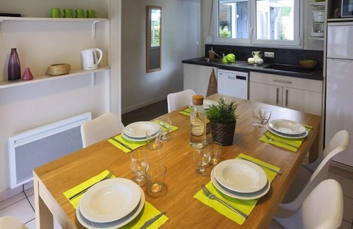 Forges-les-Eaux Apartment | Apartment in Forges les Eaux with Garden