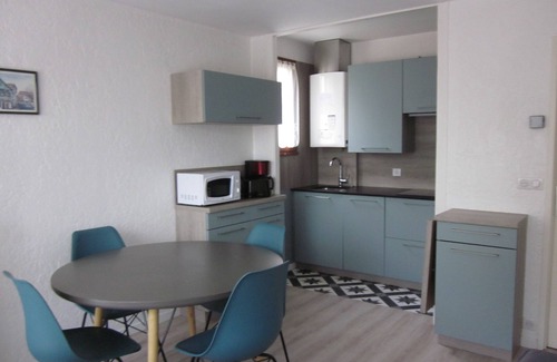 Saint-Jean-de-Luz Apartment | Apartment in quiet, wooded residence with swimming pool