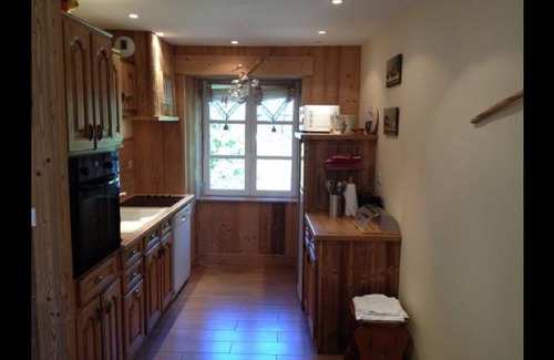 Virargues Apartment | Apartment in gites with 3 bedrooms, private garden in the countryside