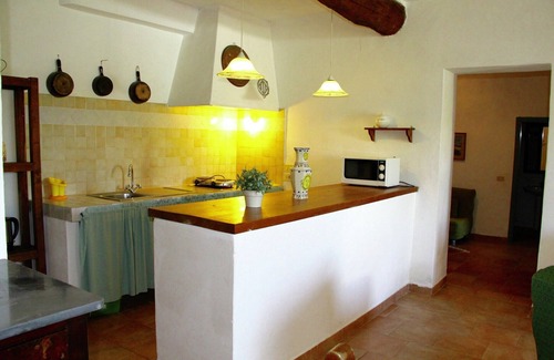 Collesalvetti Apartment | Apartment in Guasticce with shared pool