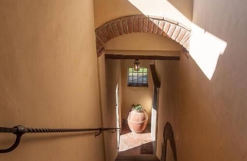 Sesto Fiorentino Apartment | Apartment in the tuscan countryside with pool
