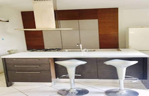 Tivoli Apartment | APARTMENT IN VILLA