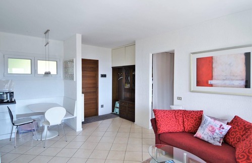 Luino Apartment | Apartment in Italy with Lake View