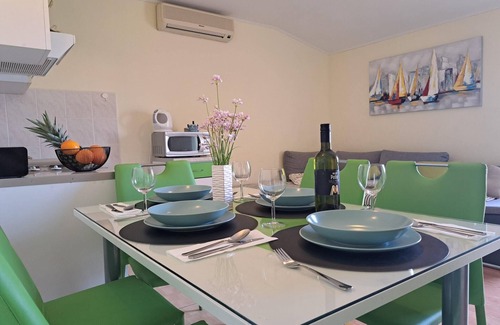 Kastel Stafilic Apartment | Apartment in Kastel near the Sea