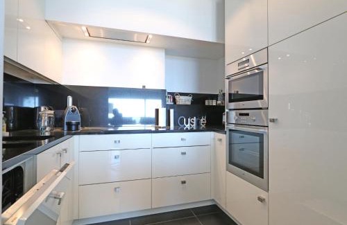 Het Zoute Apartment | Apartment in Knokke-Heist with Sea View