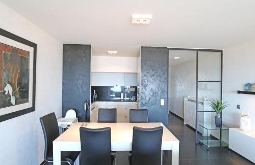 Het Zoute Apartment | Apartment in Knokke-Heist with Sea View