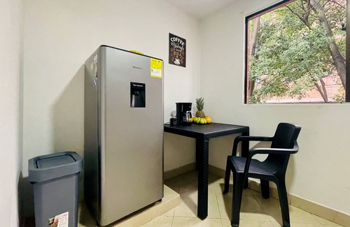 Laureles - Estadio Apartment | Apartment in Laureles 900MB WiFi, Netflix & Disney+