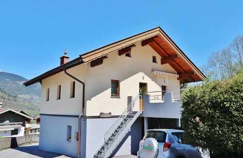 Niedernsill Apartment | Apartment in Niedernsill near Ski Slopes