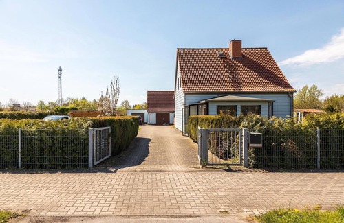 Martensdorf House | Apartment in Niepars near Forest Walks