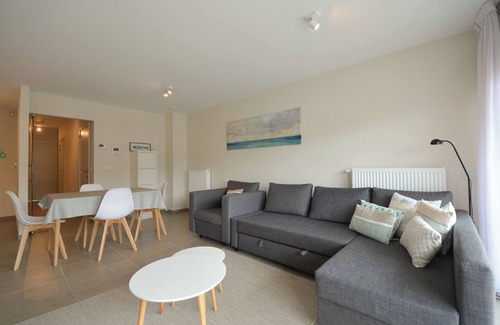 Oostduinkerke-Bad Apartment | Apartment in Oostduinkerke near the Beach