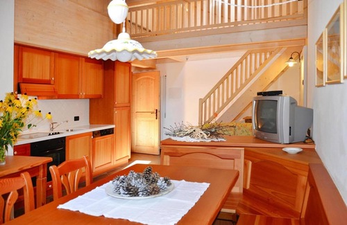 Pellizzano Apartment | Apartment in Pellizzano near Shopping
