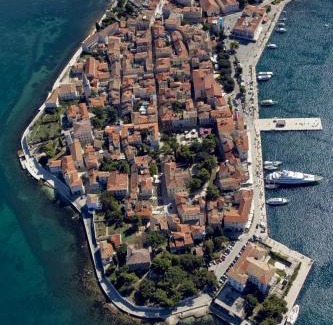 Brulo Apartment | Apartment in Porec with Balcony, Air conditioning, Wi-Fi (3794-3)