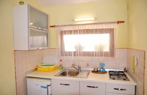 Valdebek Apartment | Apartment in Pula,two person near the sea and city center,WIFI,air conditioning,BBQ