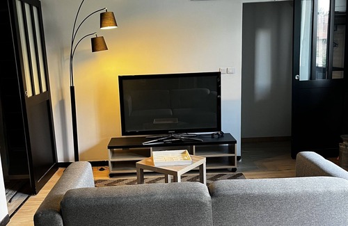Saint-Quentin Apartment | Apartment in residential area