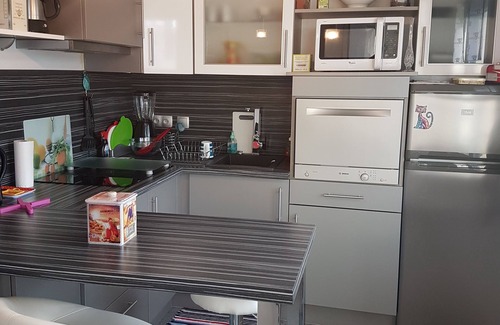 Issoire Apartment | apartment in residence: tourist site.