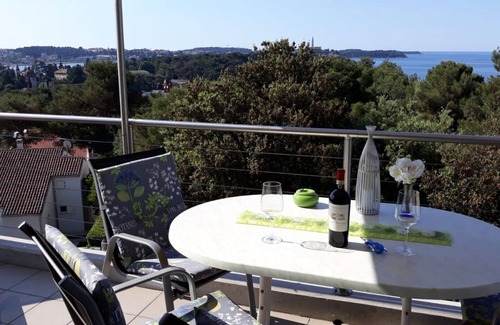 Borik Apartment | Apartment in Rovinj - City and Sea View - Top Location - Balcony - 150m Beach