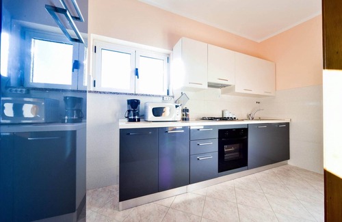 Slivnica Apartment | Apartment in Slivnica with Private Pool