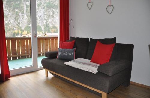 Steeg Apartment | Apartment in Steeg in a beautiful setting