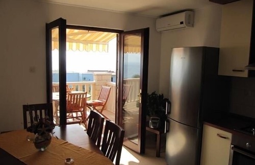 Sucuraj Apartment | Apartment in Sućuraj with Seaview, Terrace, Air condition, WIFI (3354-1)