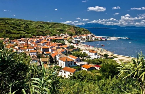 Gornje selo Apartment | Apartment in Susak with Air condition, WIFI (3865-6)
